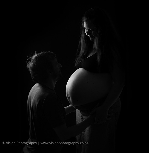 Pregnancy Photos Wellington - Husband, Wife and Baby